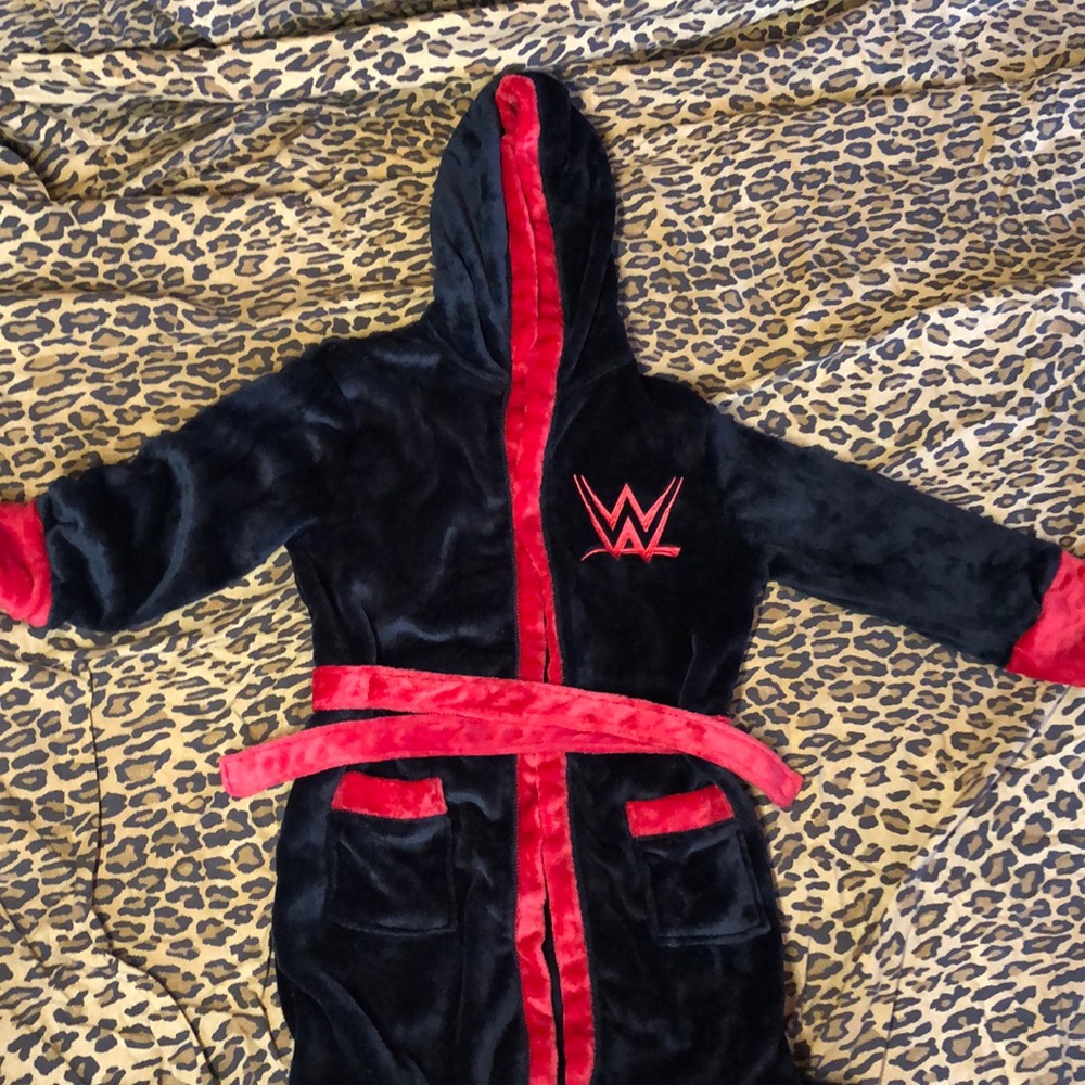 WWE Children’s Robe - Picture 3 of 5